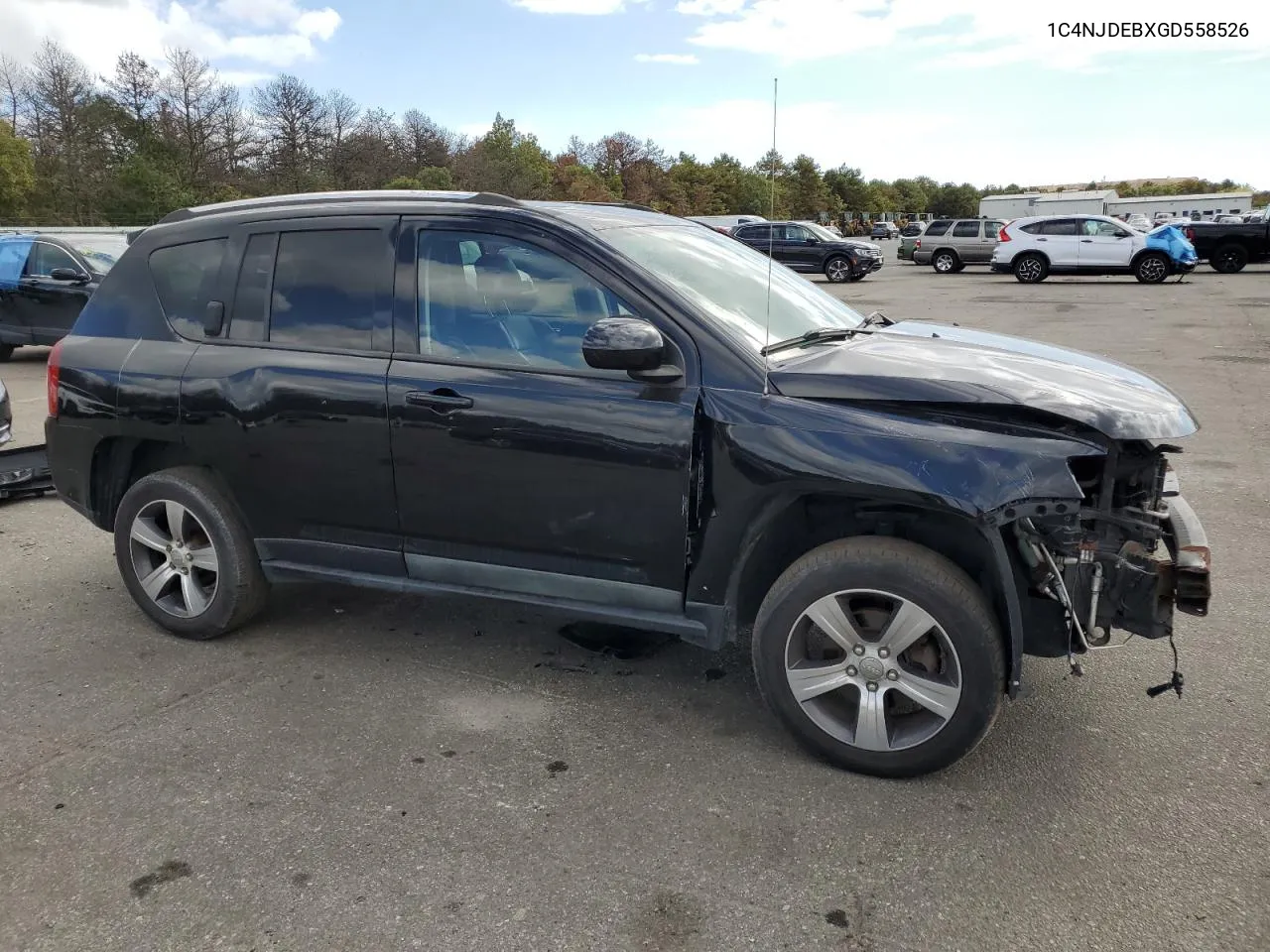 1C4NJDEBXGD558526 2016 Jeep Compass Latitude