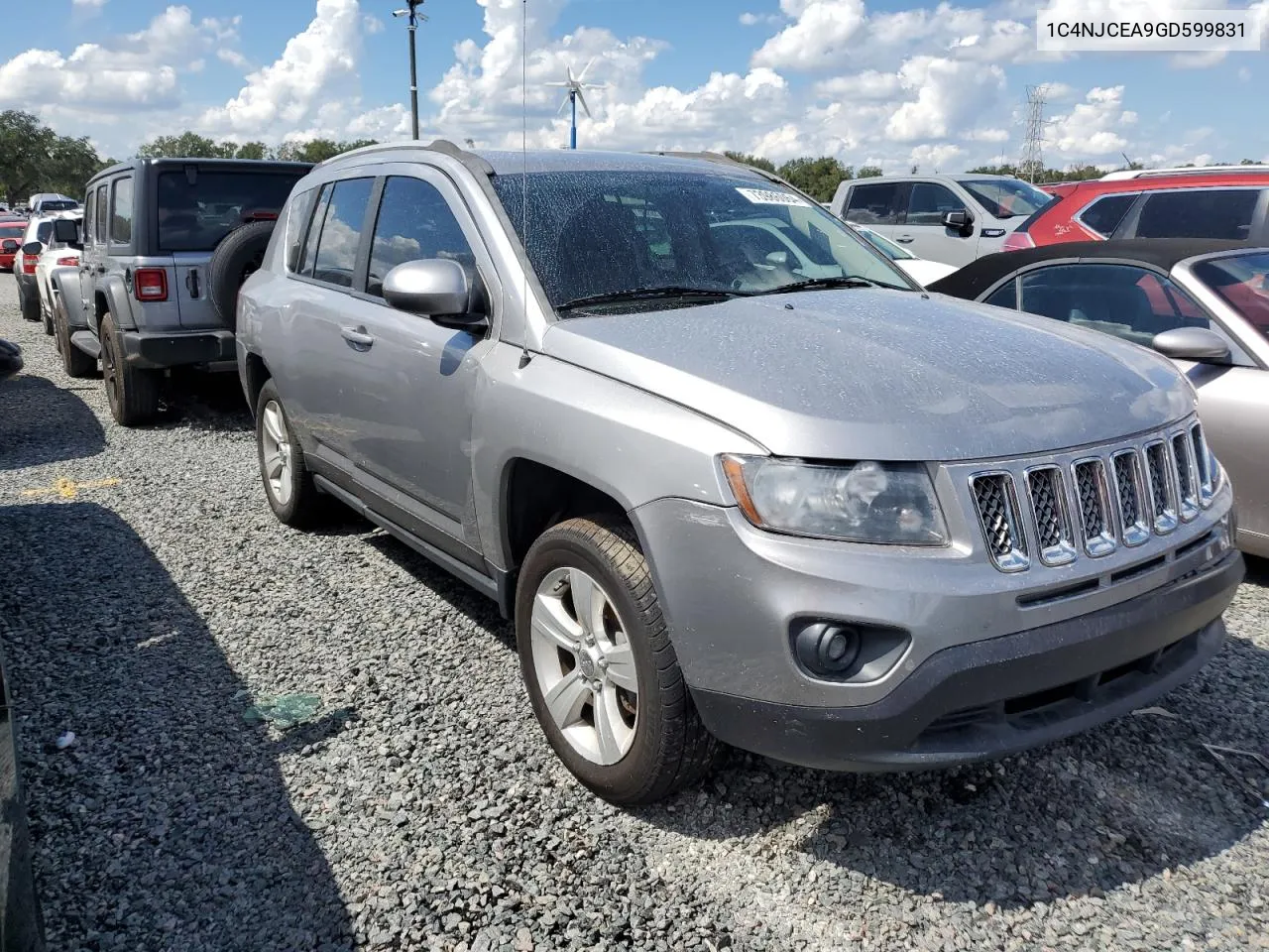 1C4NJCEA9GD599831 2016 Jeep Compass Latitude