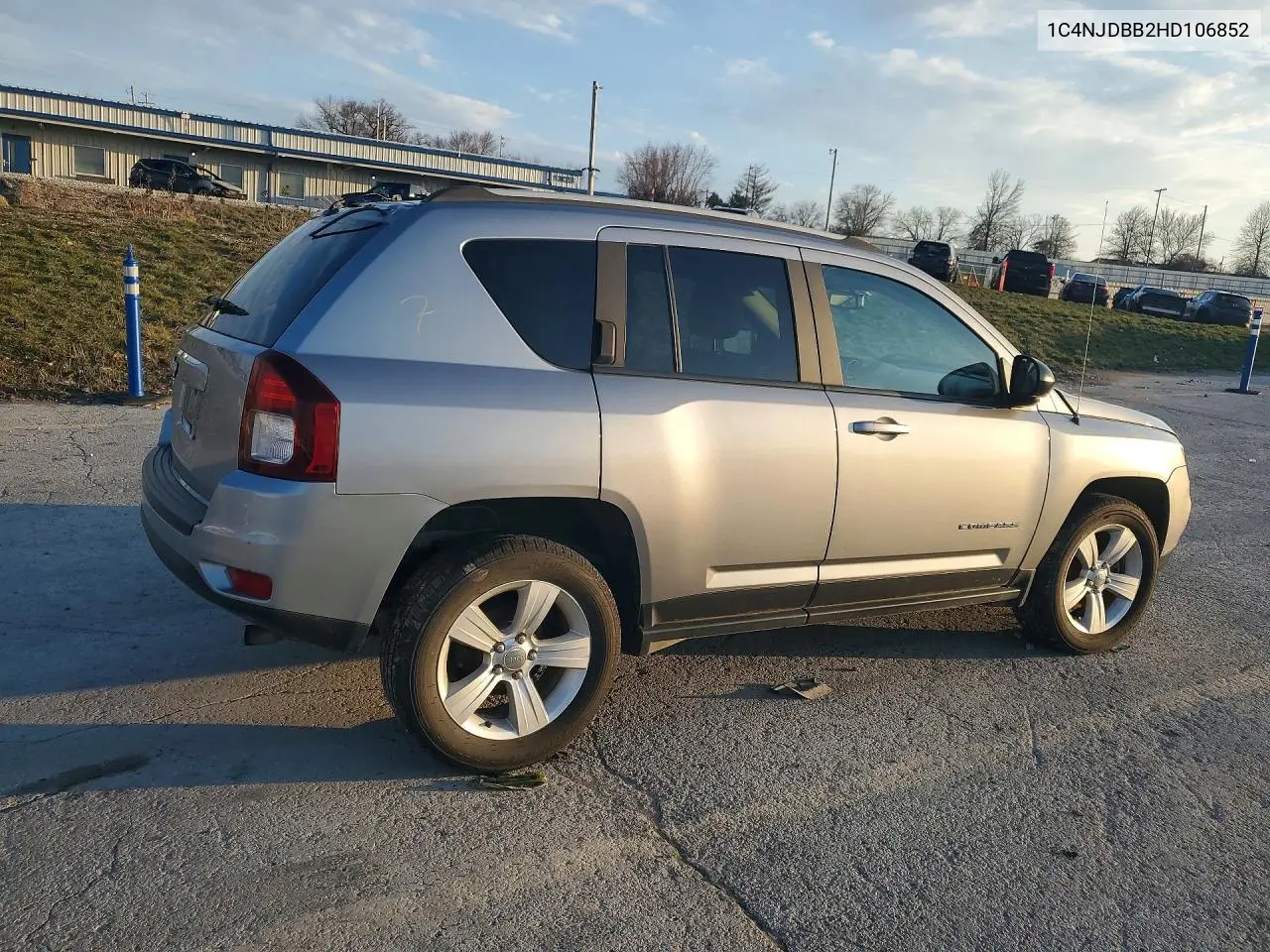 1C4NJDBB2HD106852 2017 Jeep Compass Sport