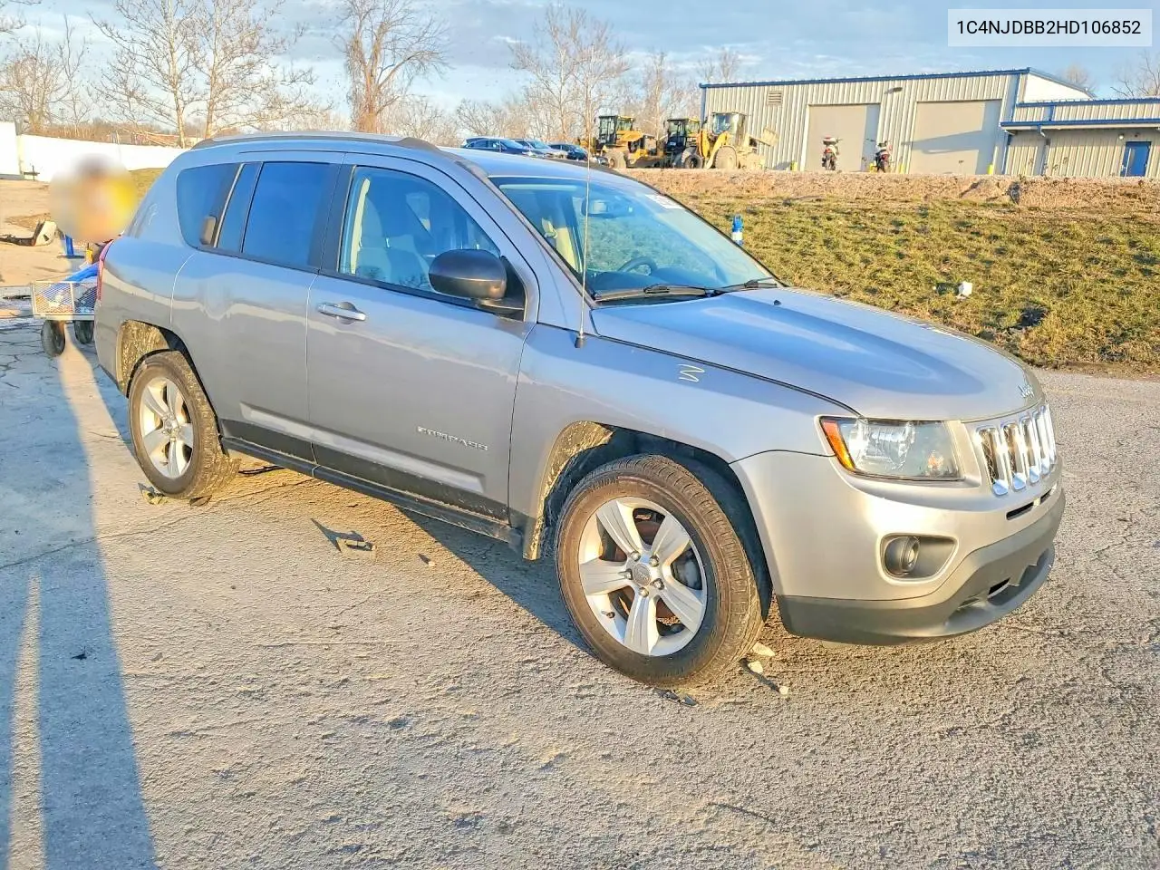 1C4NJDBB2HD106852 2017 Jeep Compass Sport