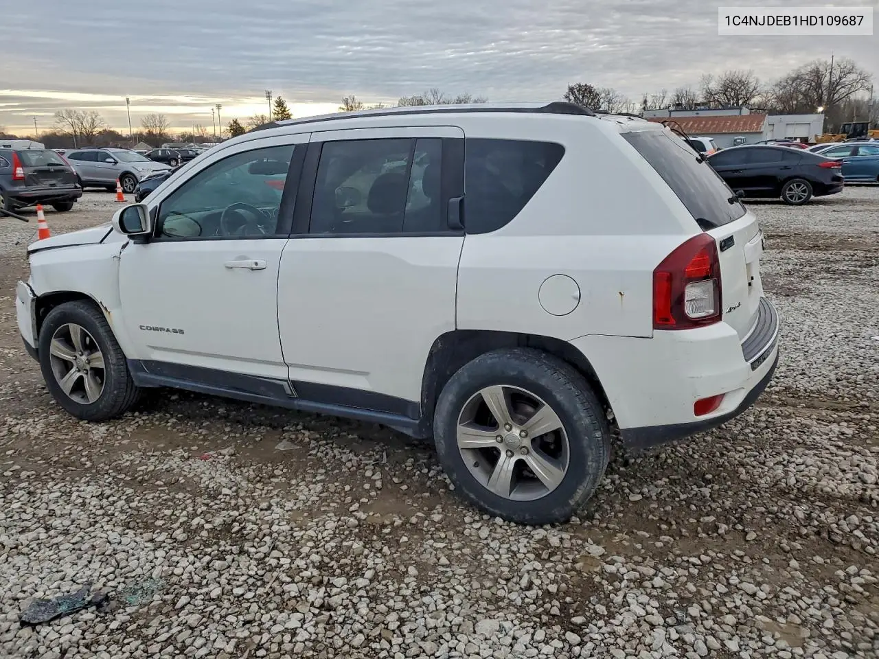 1C4NJDEB1HD109687 2017 Jeep Compass Latitude