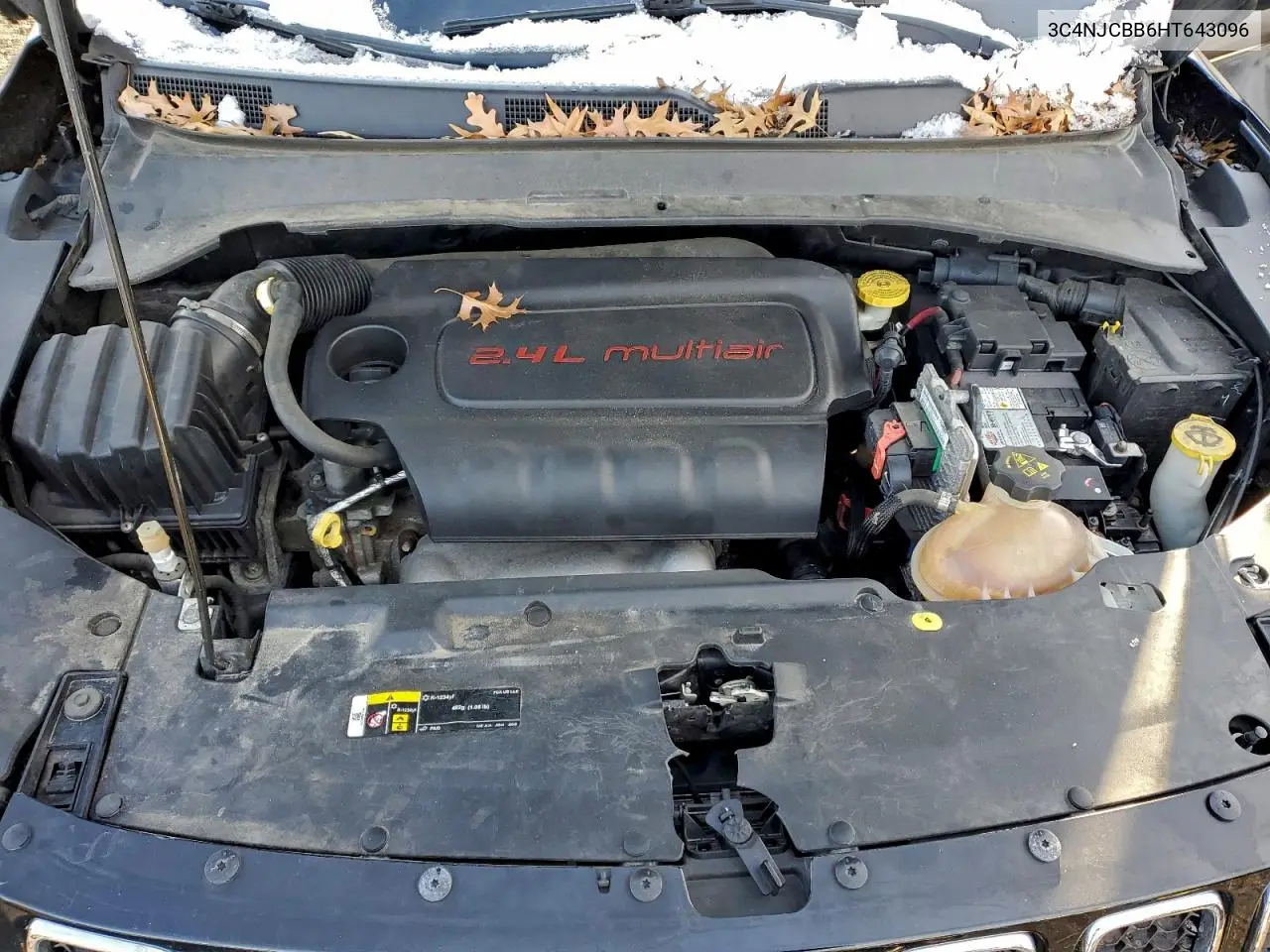 3C4NJCBB6HT643096 2017 Jeep Compass Latitude