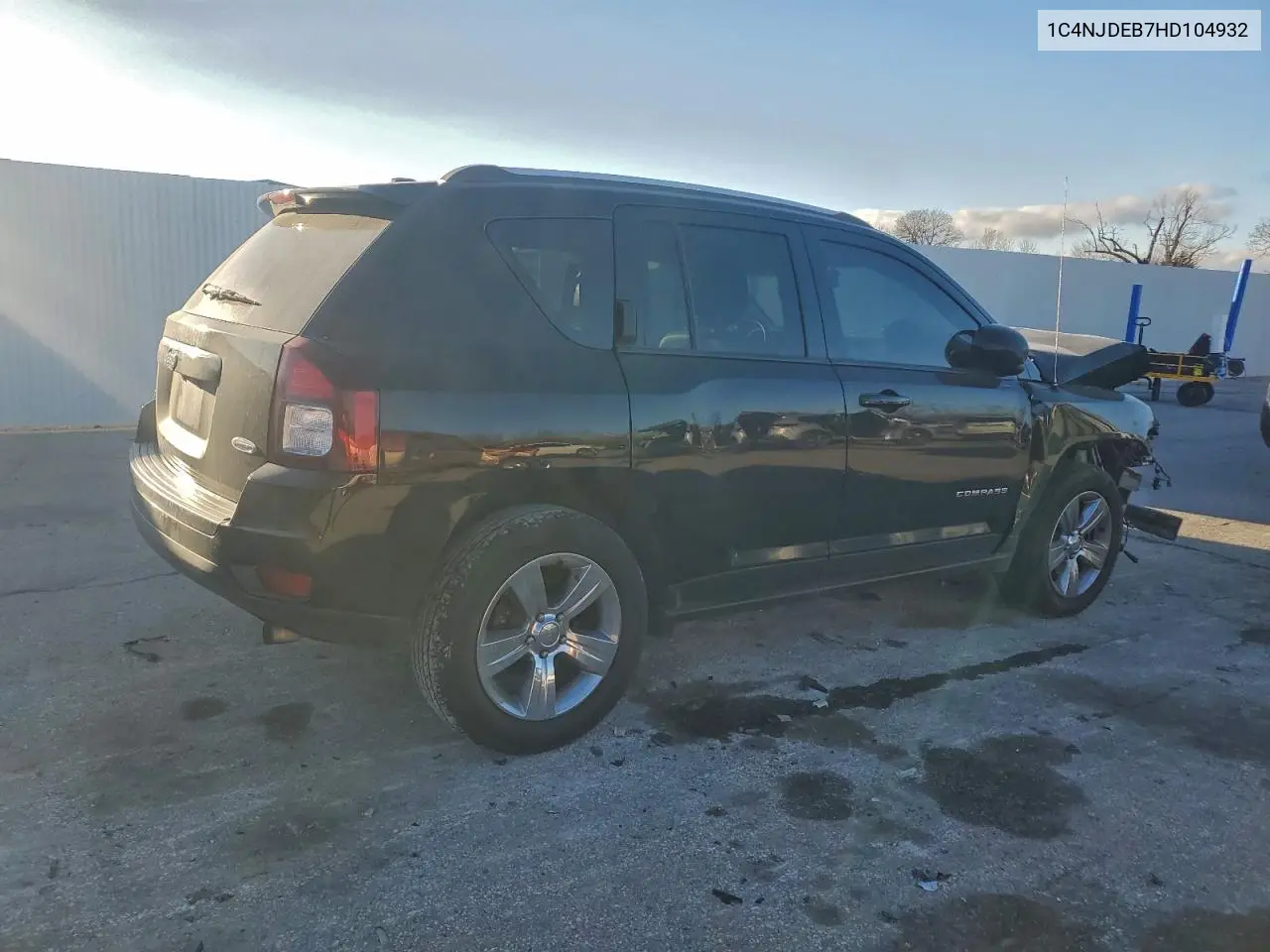 1C4NJDEB7HD104932 2017 Jeep Compass Latitude