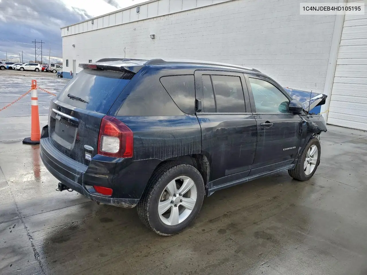 1C4NJDEB4HD105195 2017 Jeep Compass Latitude