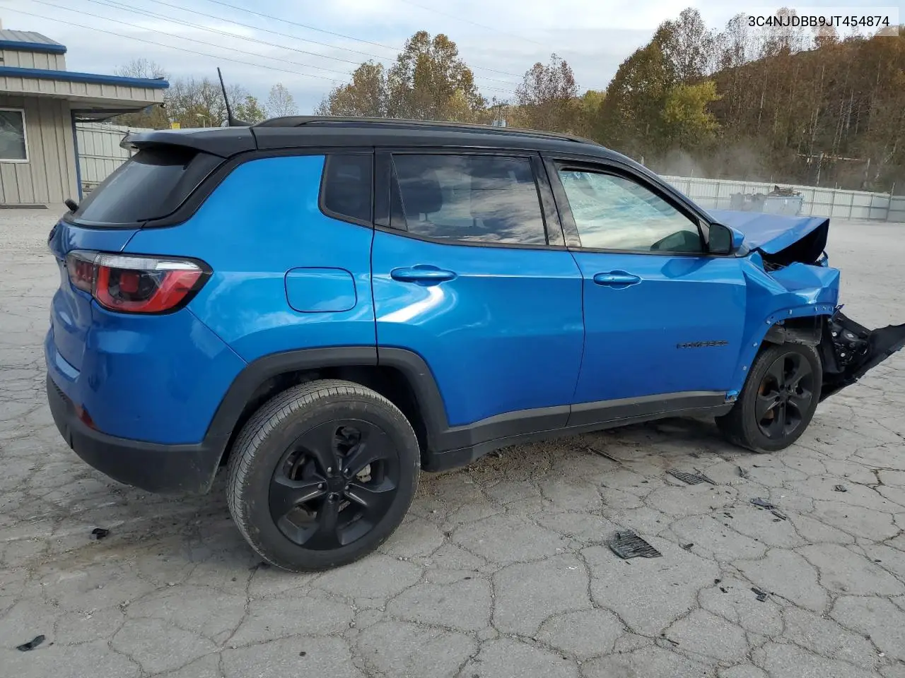 3C4NJDBB9JT454874 2018 Jeep Compass Latitude