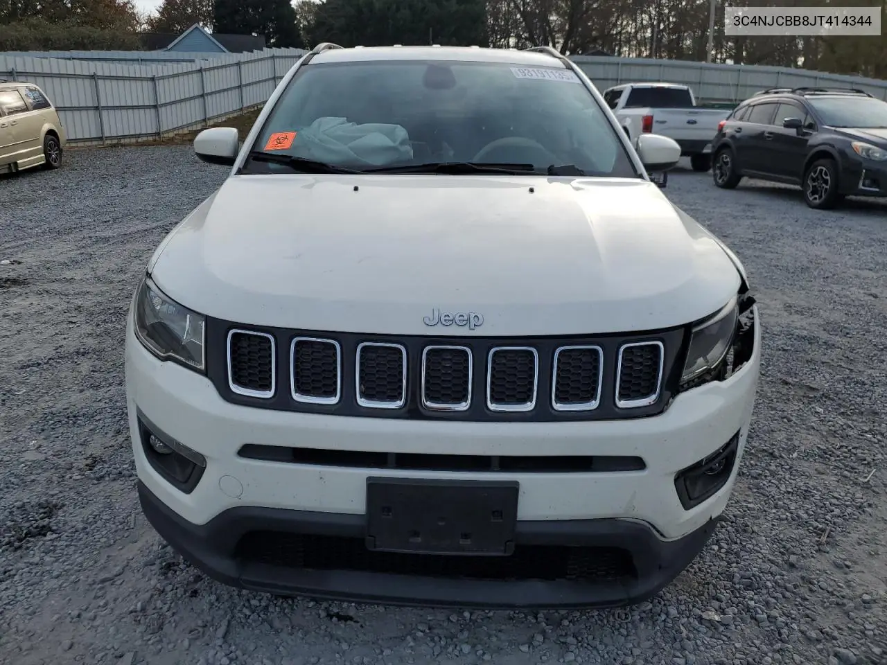 3C4NJCBB8JT414344 2018 Jeep Compass Latitude