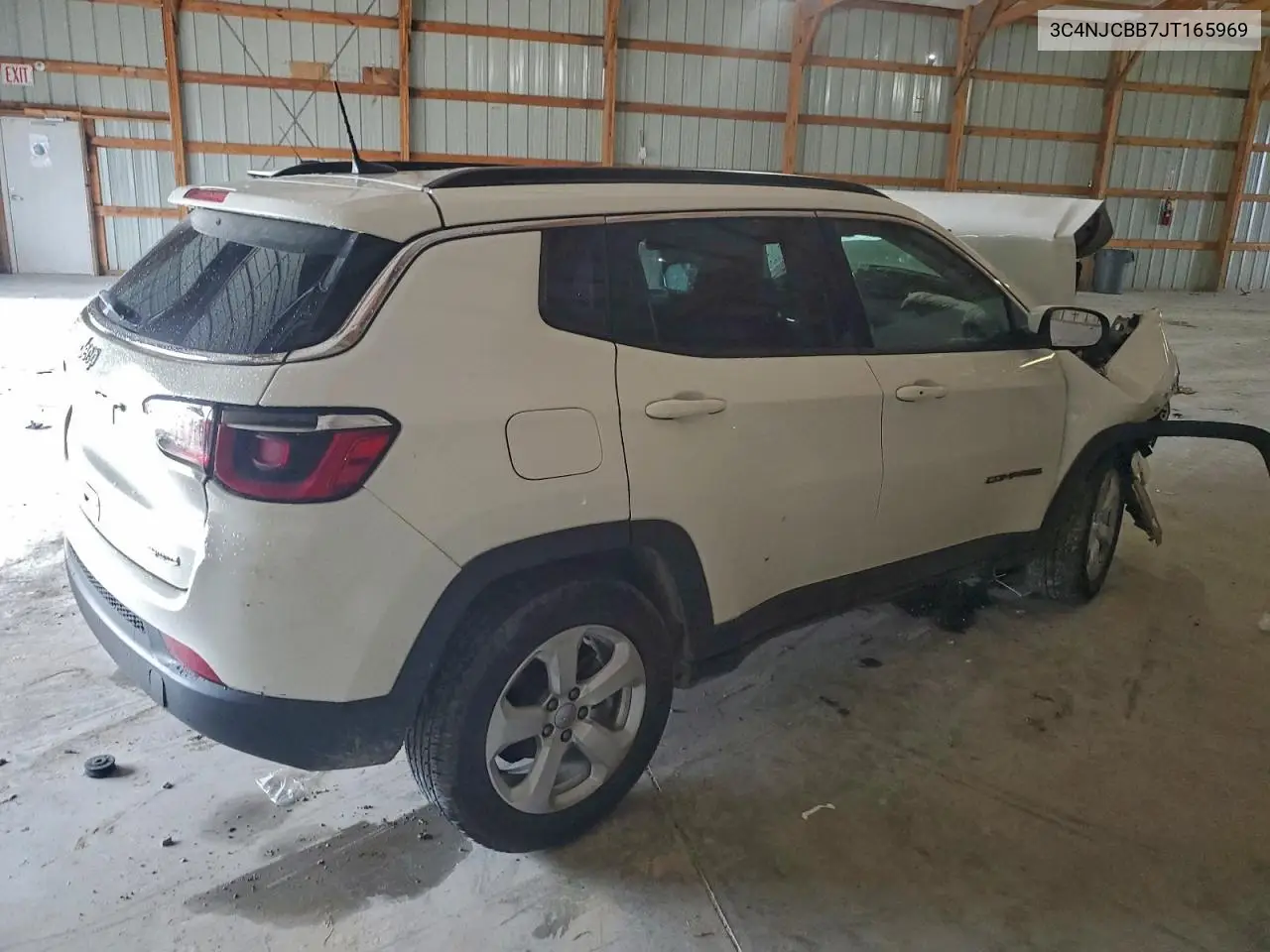 3C4NJCBB7JT165969 2018 Jeep Compass Latitude