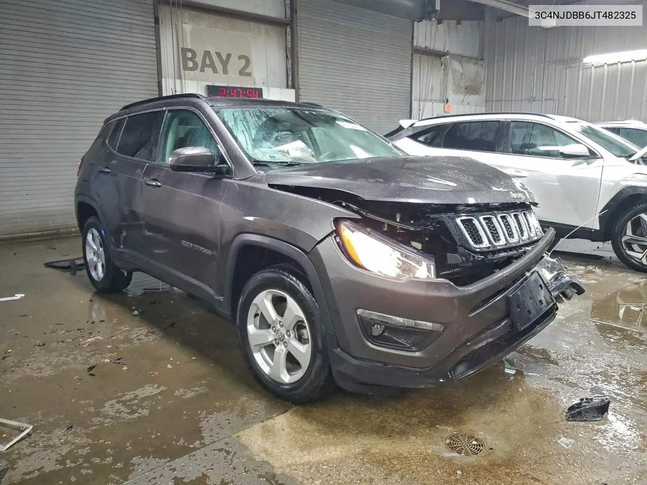 3C4NJDBB6JT482325 2018 Jeep Compass Latitude