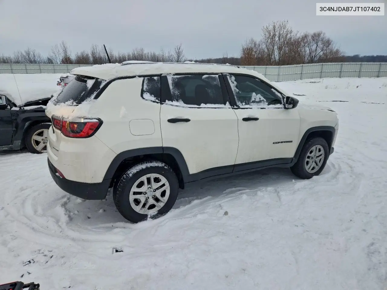 3C4NJDAB7JT107402 2018 Jeep Compass Sport