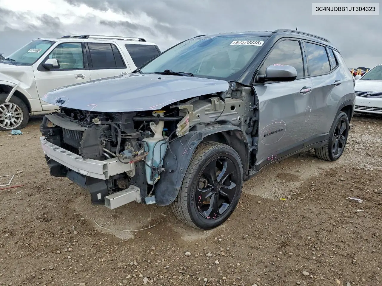 3C4NJDBB1JT304323 2018 Jeep Compass Latitude