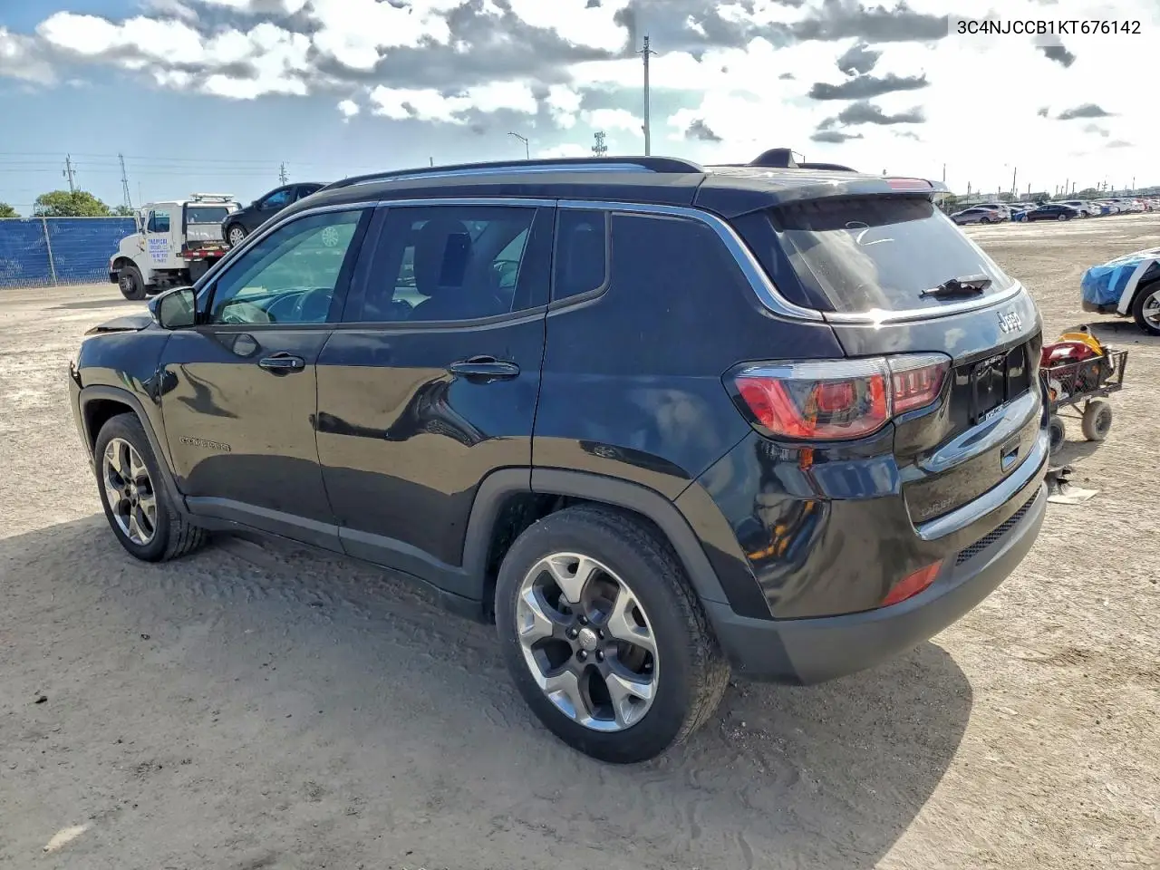 3C4NJCCB1KT676142 2019 Jeep Compass Limited