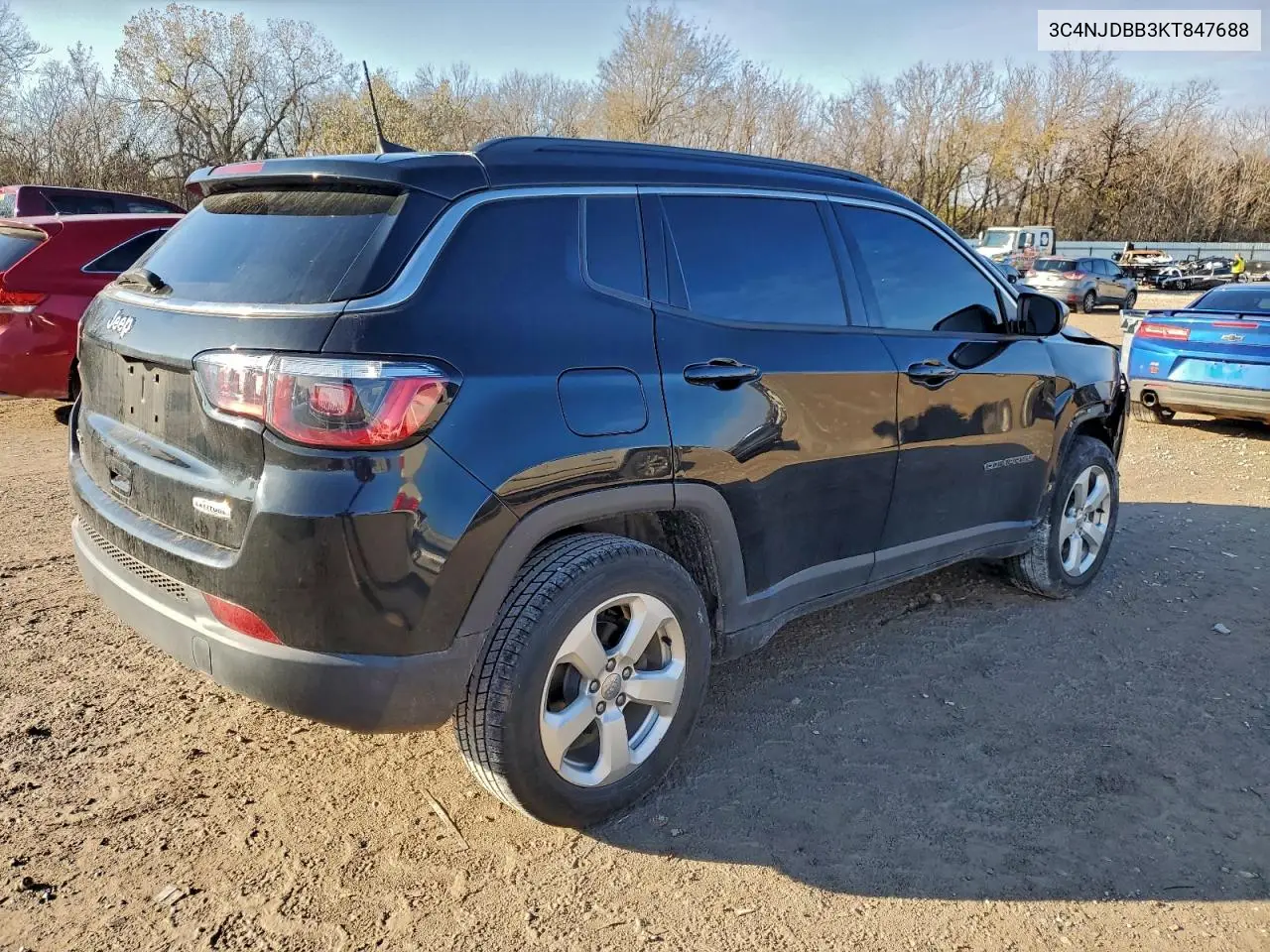 3C4NJDBB3KT847688 2019 Jeep Compass Latitude