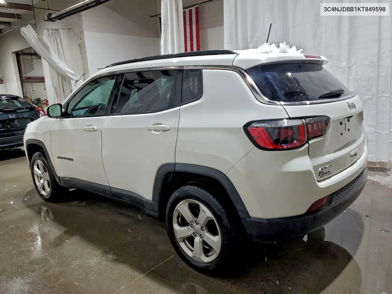 3C4NJDBB1KT849598 2019 Jeep Compass Latitude
