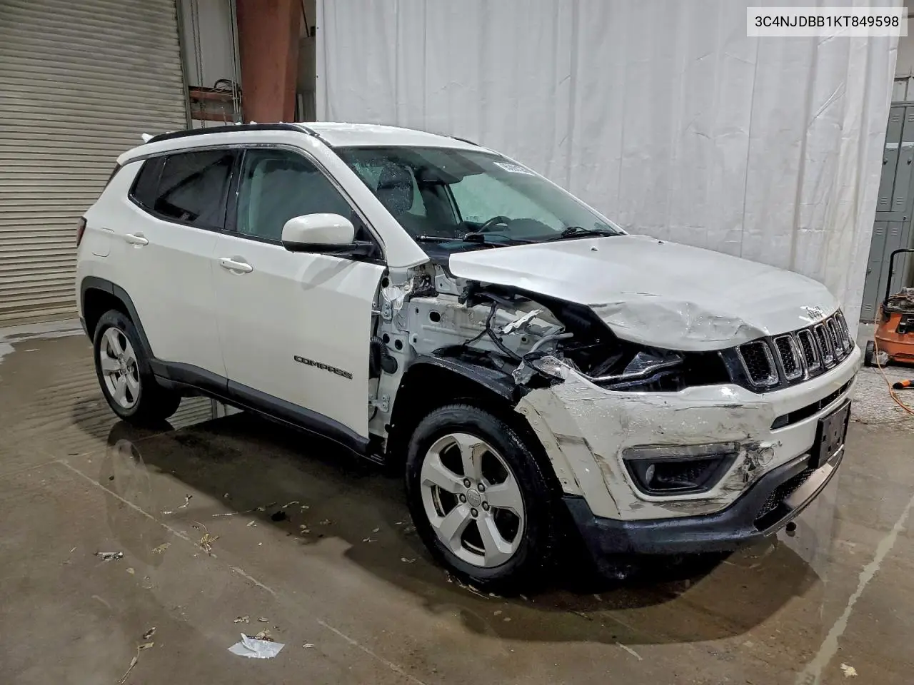 3C4NJDBB1KT849598 2019 Jeep Compass Latitude