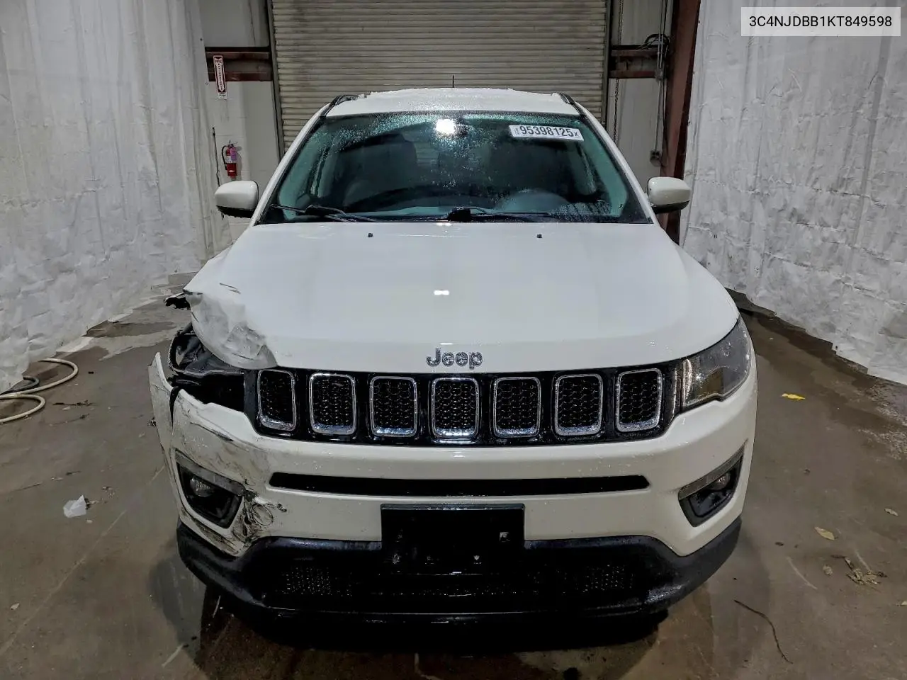 3C4NJDBB1KT849598 2019 Jeep Compass Latitude