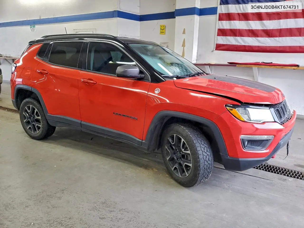 3C4NJDDB4KT674731 2019 Jeep Compass Trailhawk