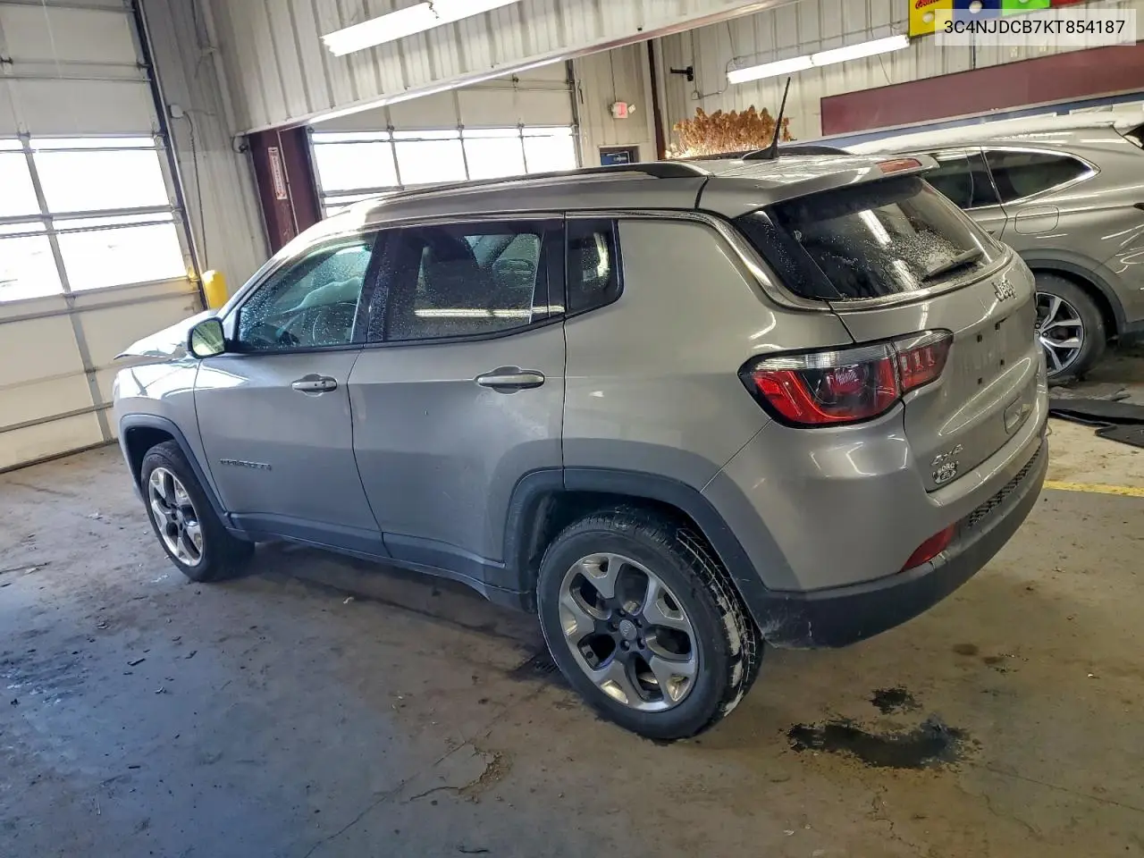 3C4NJDCB7KT854187 2019 Jeep Compass Limited