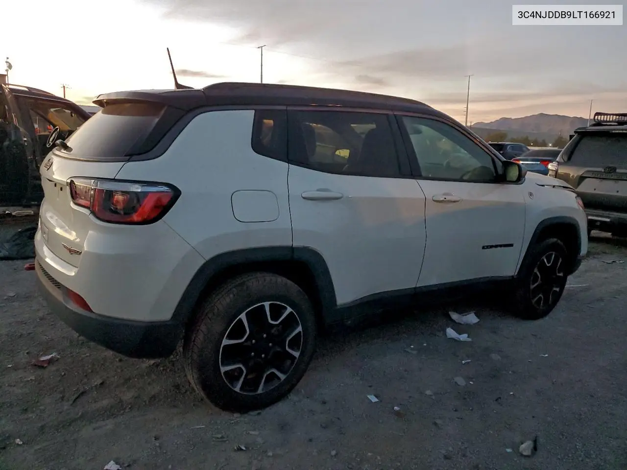 3C4NJDDB9LT166921 2020 Jeep Compass Trailhawk