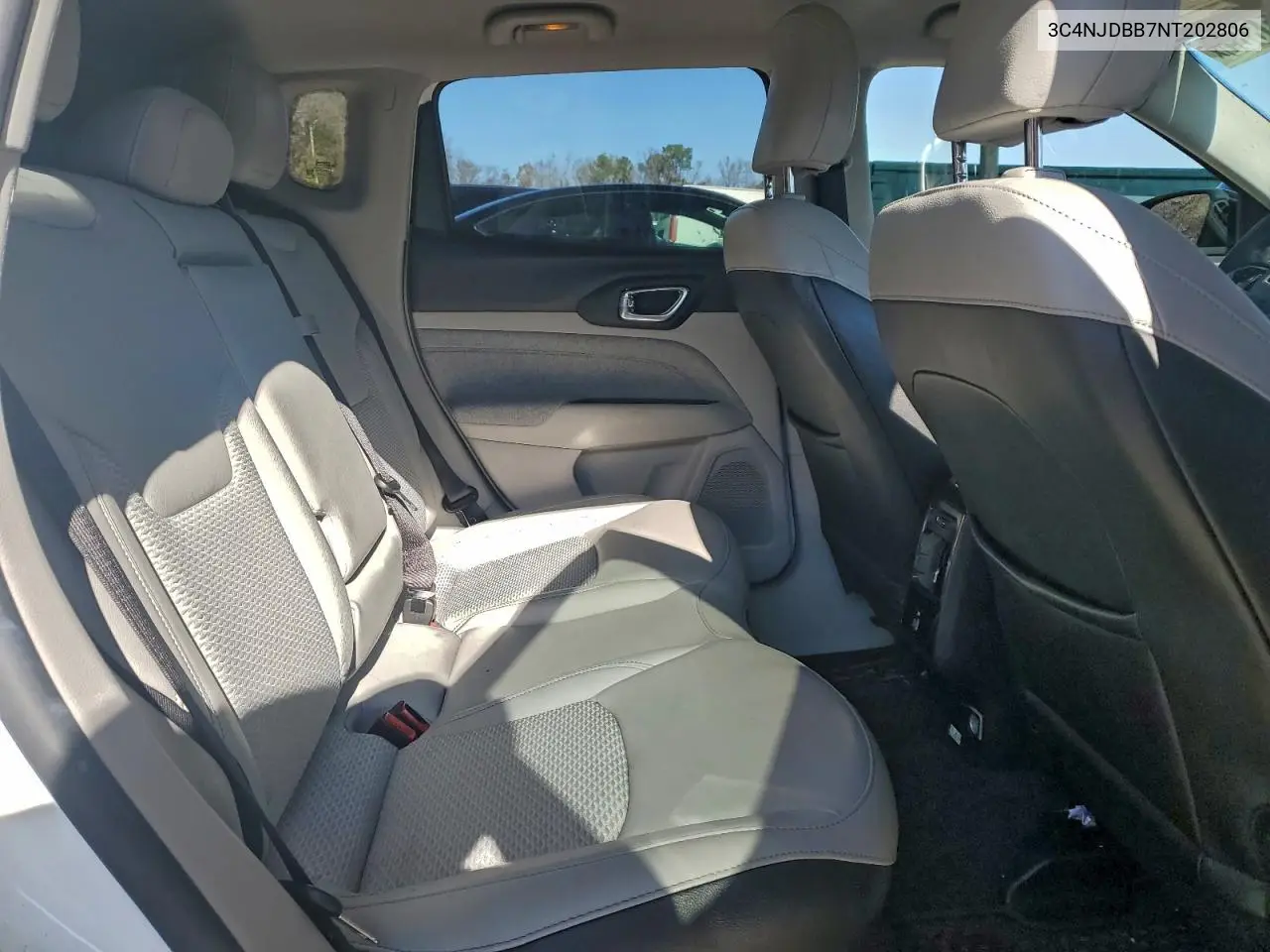 3C4NJDBB7NT202806 2022 Jeep Compass Latitude
