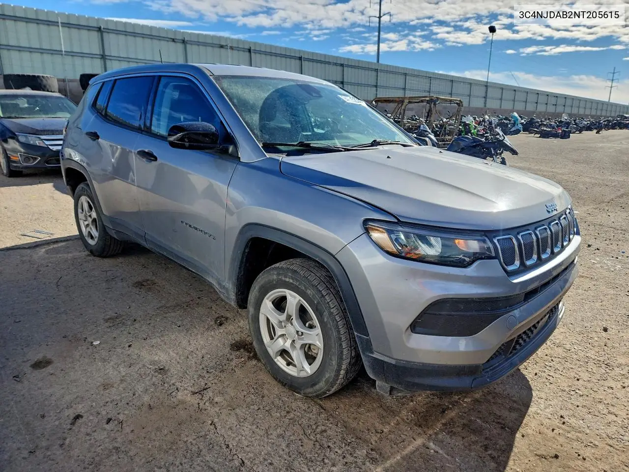 3C4NJDAB2NT205615 2022 Jeep Compass Sport