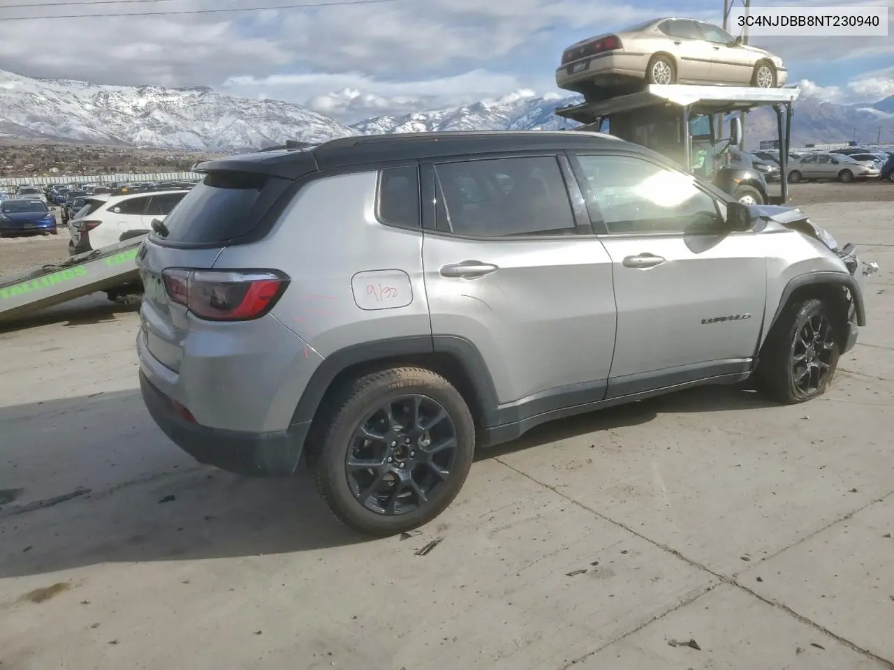 3C4NJDBB8NT230940 2022 Jeep Compass Latitude