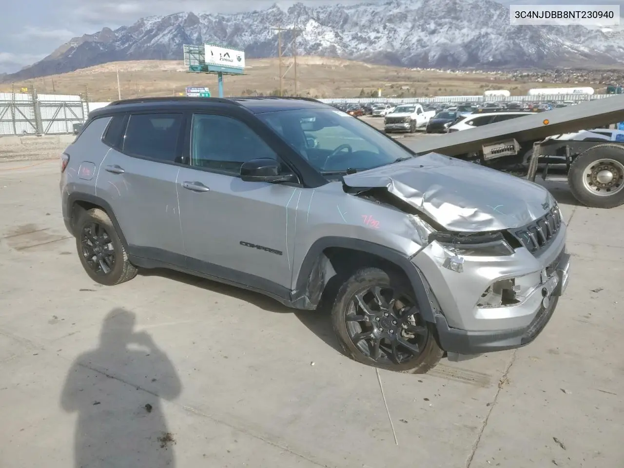 3C4NJDBB8NT230940 2022 Jeep Compass Latitude