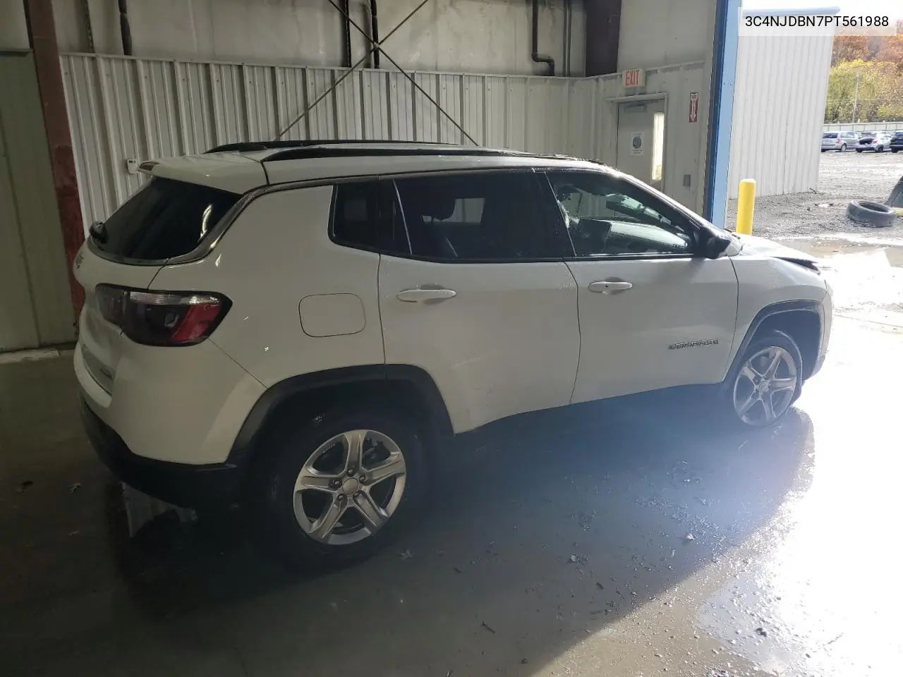 3C4NJDBN7PT561988 2023 Jeep Compass Latitude