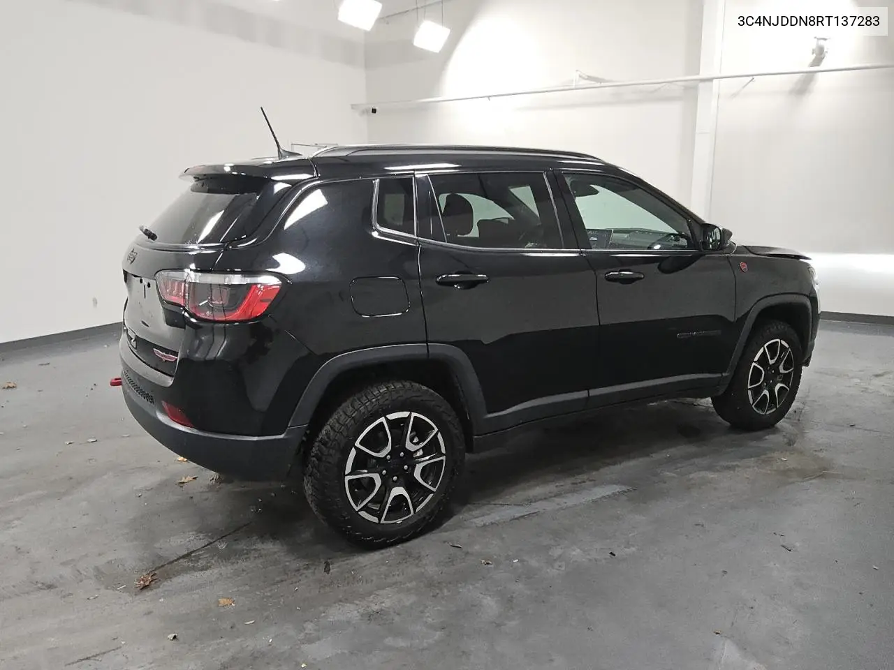 3C4NJDDN8RT137283 2024 Jeep Compass Trailhawk