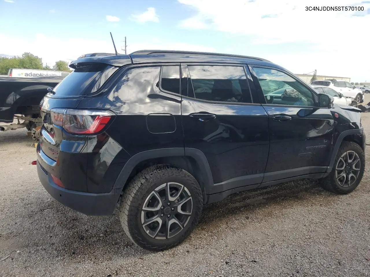3C4NJDDN5ST570100 2025 Jeep Compass Trailhawk