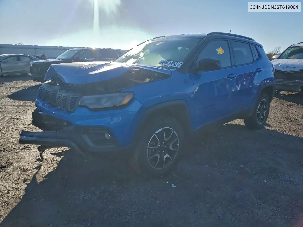 3C4NJDDN3ST619004 2025 Jeep Compass Trailhawk