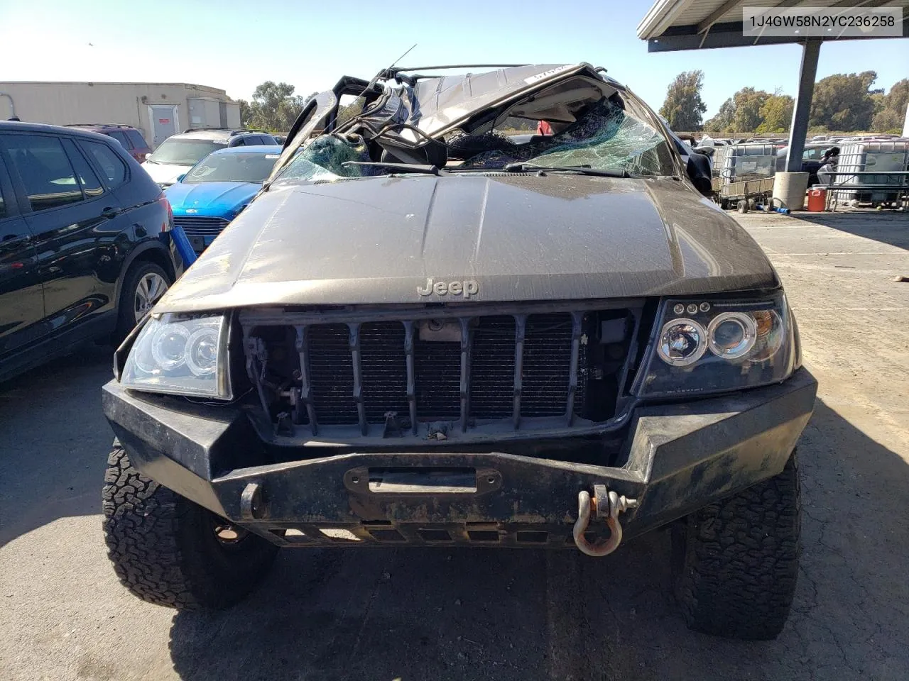 2000 Jeep Grand Cherokee Limited VIN: 1J4GW58N2YC236258 Lot: 57094334