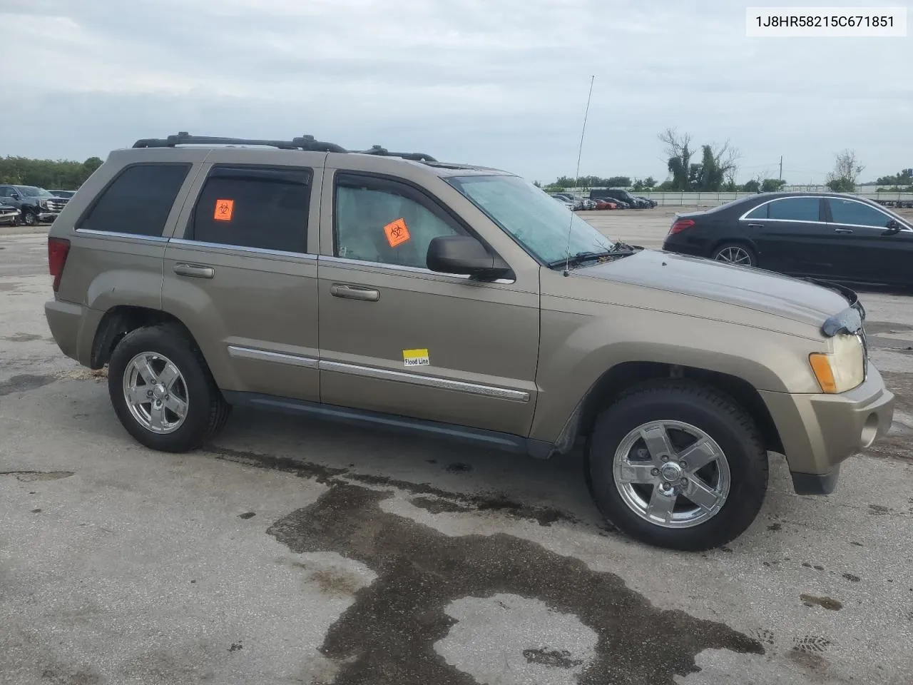 1J8HR58215C671851 2005 Jeep Grand Cherokee Limited