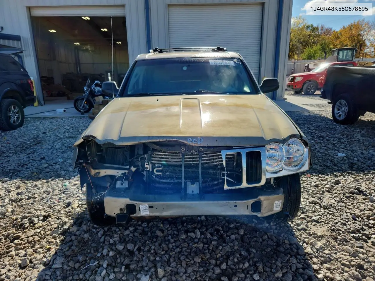 1J4GR48K55C678695 2005 Jeep Grand Cherokee Laredo