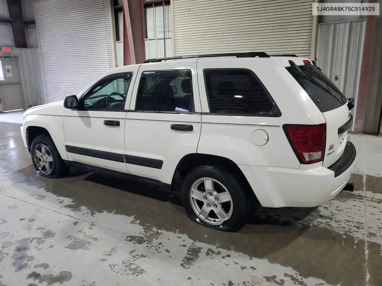 1J4GR48K75C514929 2005 Jeep Grand Cherokee Laredo