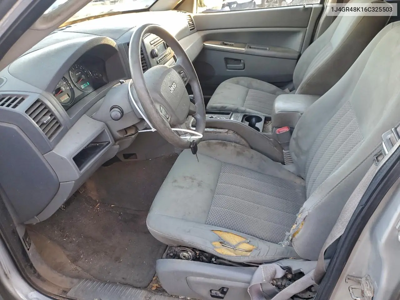 1J4GR48K16C325503 2006 Jeep Grand Cherokee Laredo