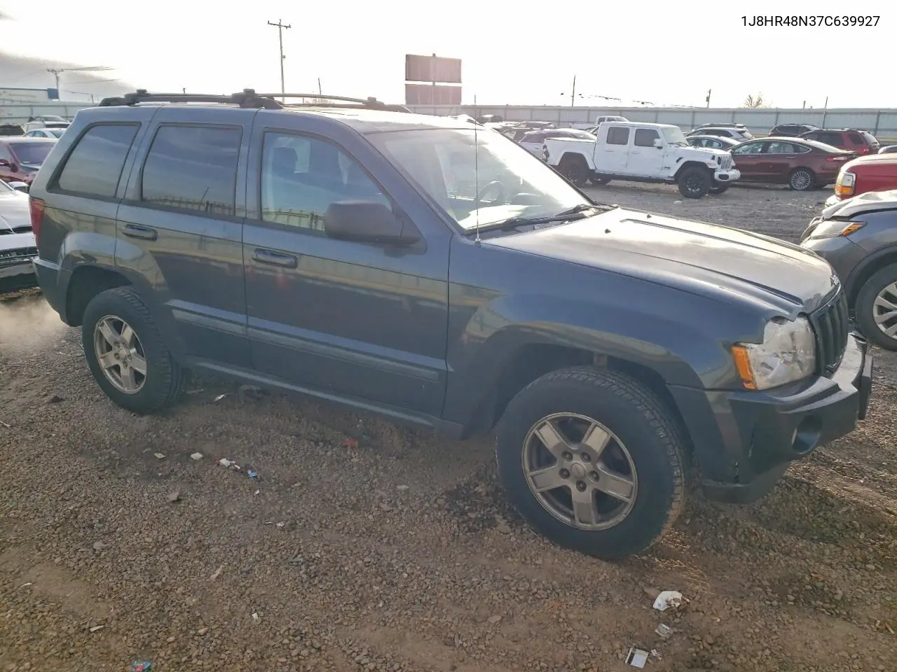 1J8HR48N37C639927 2007 Jeep Grand Cherokee Laredo