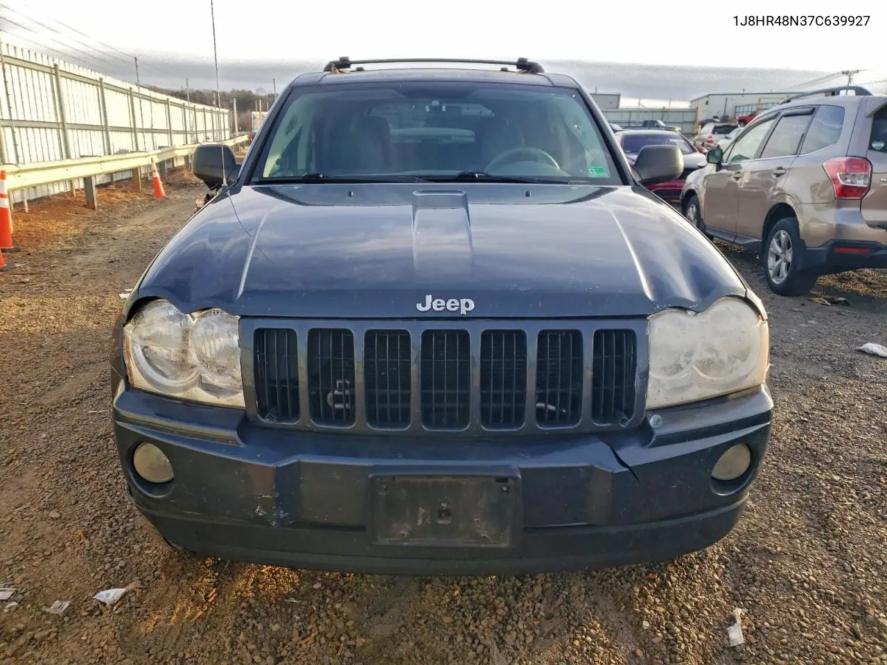 1J8HR48N37C639927 2007 Jeep Grand Cherokee Laredo