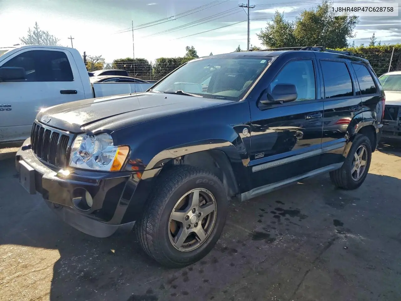 1J8HR48P47C628758 2007 Jeep Grand Cherokee Laredo