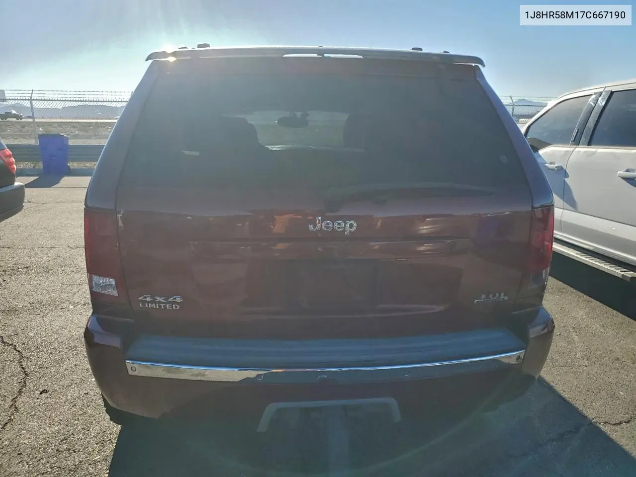 1J8HR58M17C667190 2007 Jeep Grand Cherokee Limited