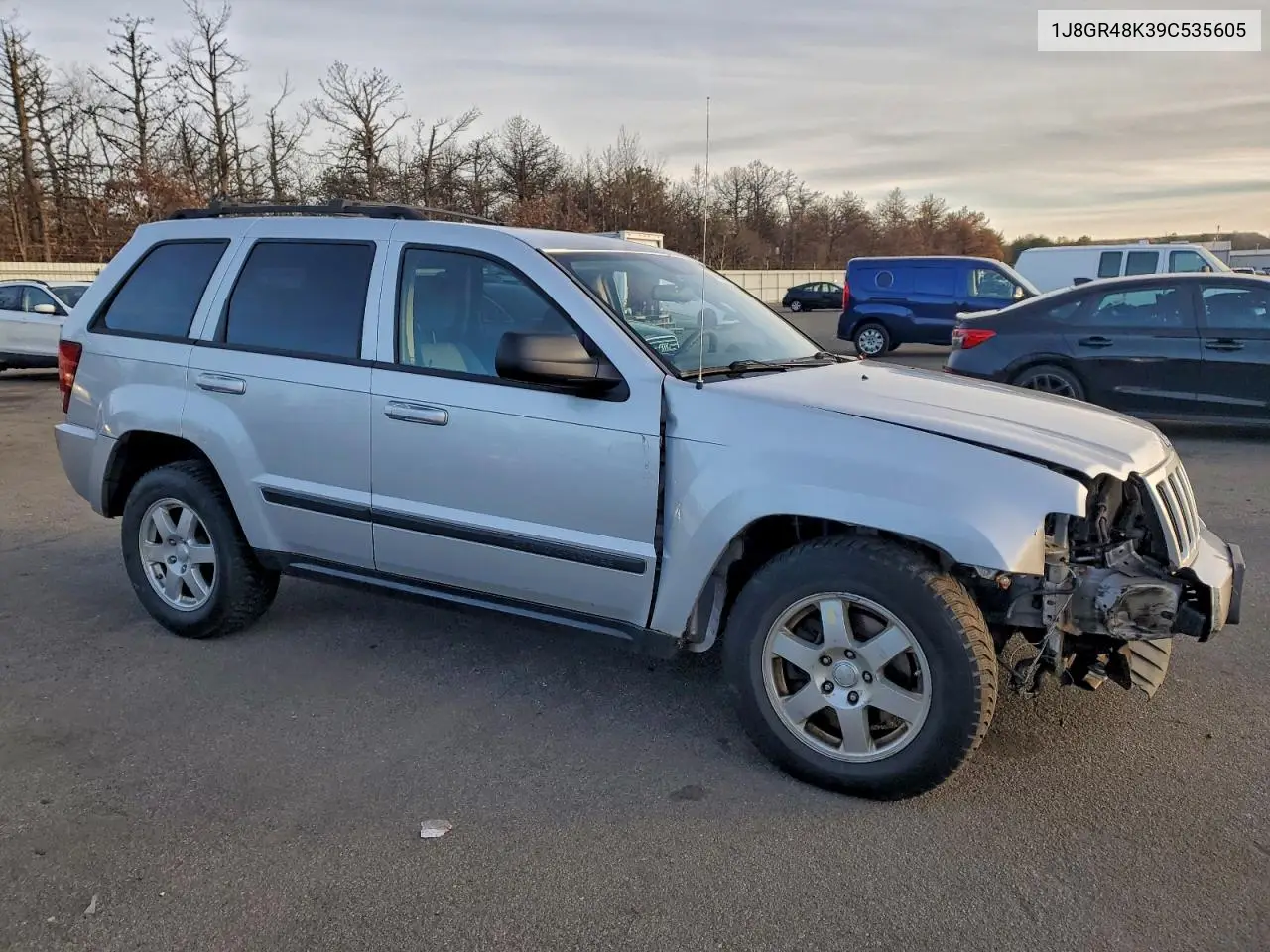 1J8GR48K39C535605 2009 Jeep Grand Cherokee Laredo