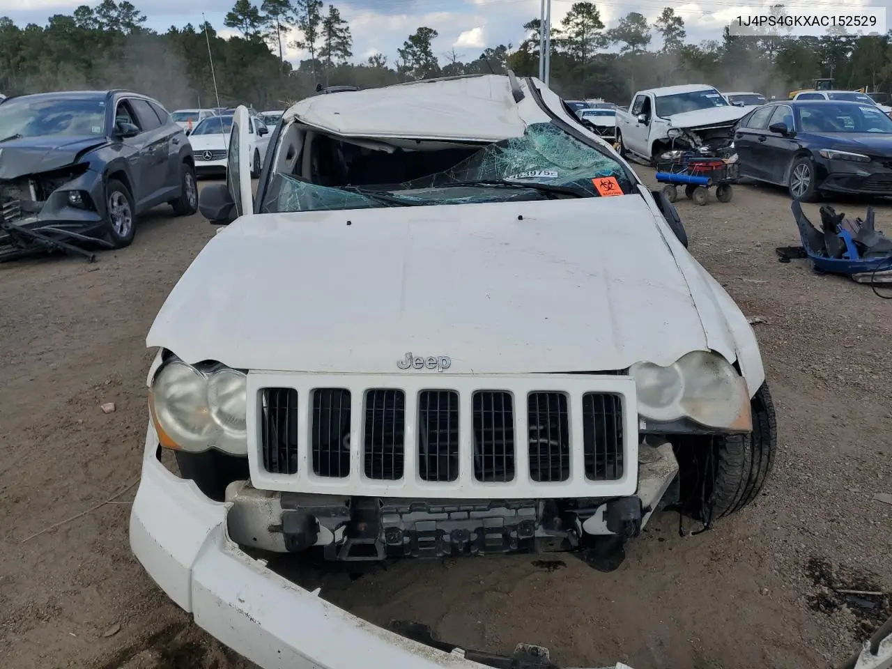 1J4PS4GKXAC152529 2010 Jeep Grand Cherokee Laredo