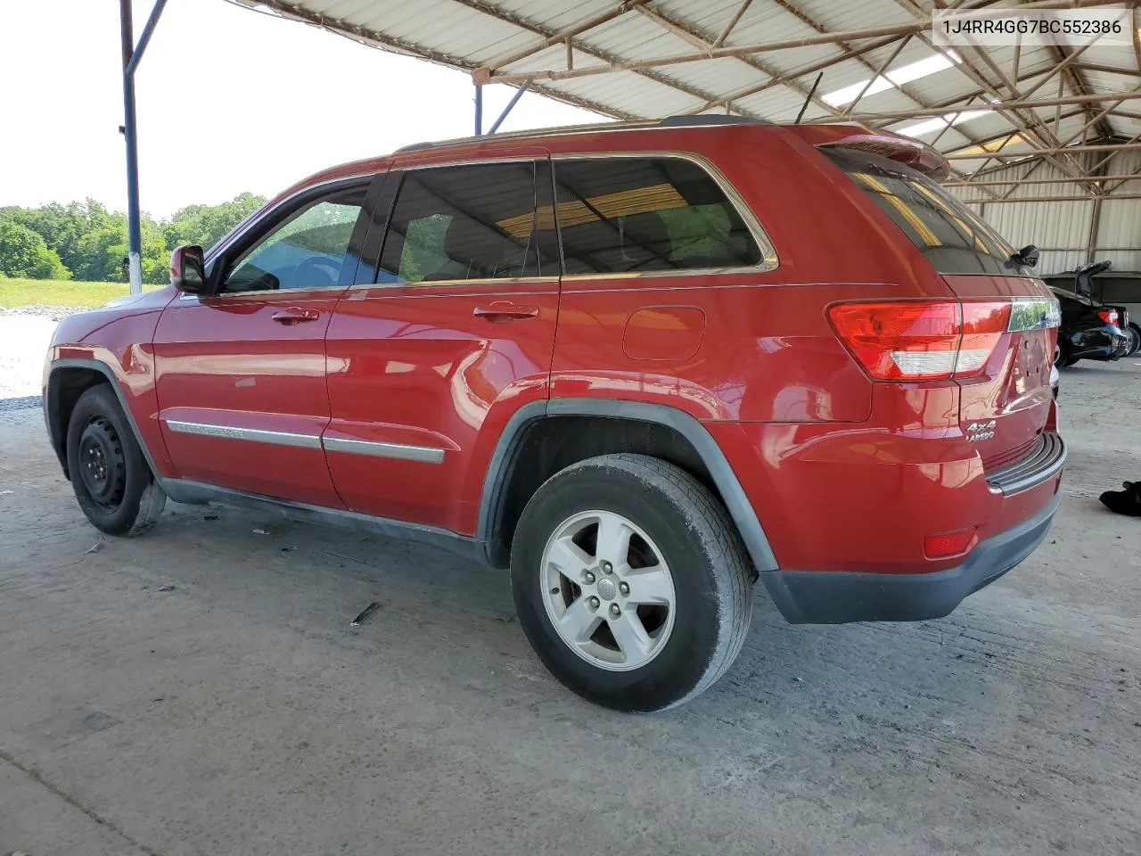 1J4RR4GG7BC552386 2011 Jeep Grand Cherokee Laredo