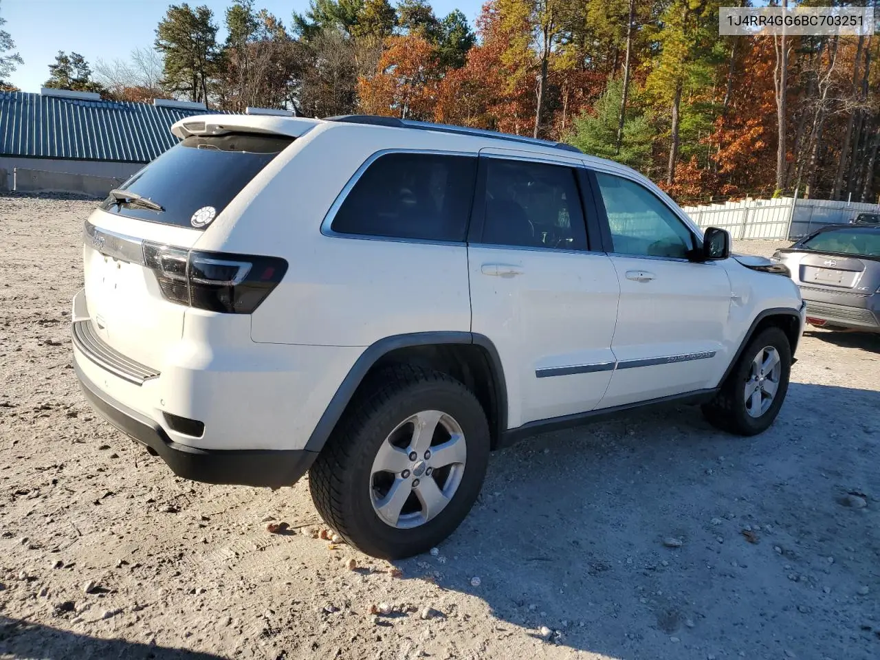 1J4RR4GG6BC703251 2011 Jeep Grand Cherokee Laredo