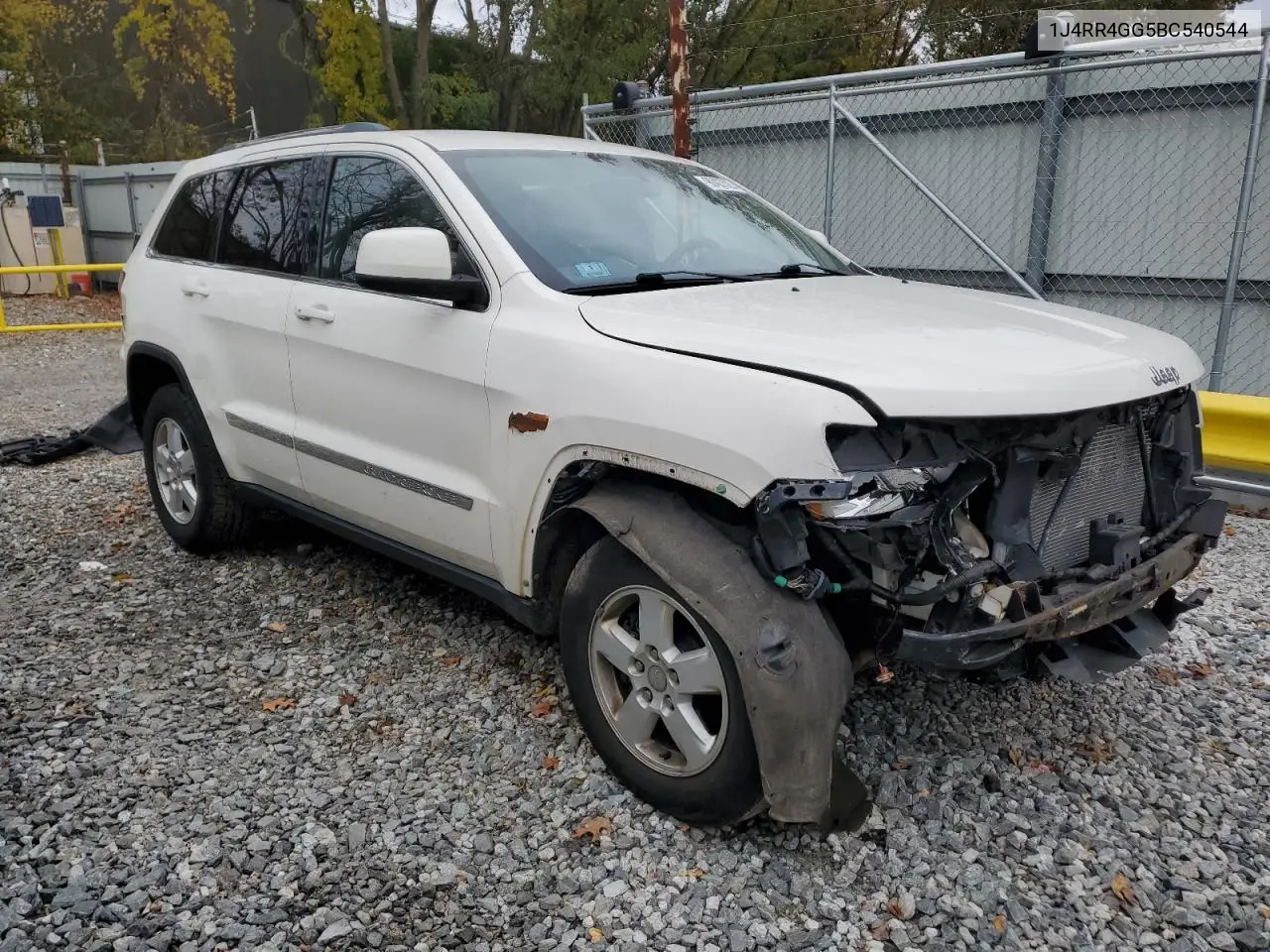 1J4RR4GG5BC540544 2011 Jeep Grand Cherokee Laredo