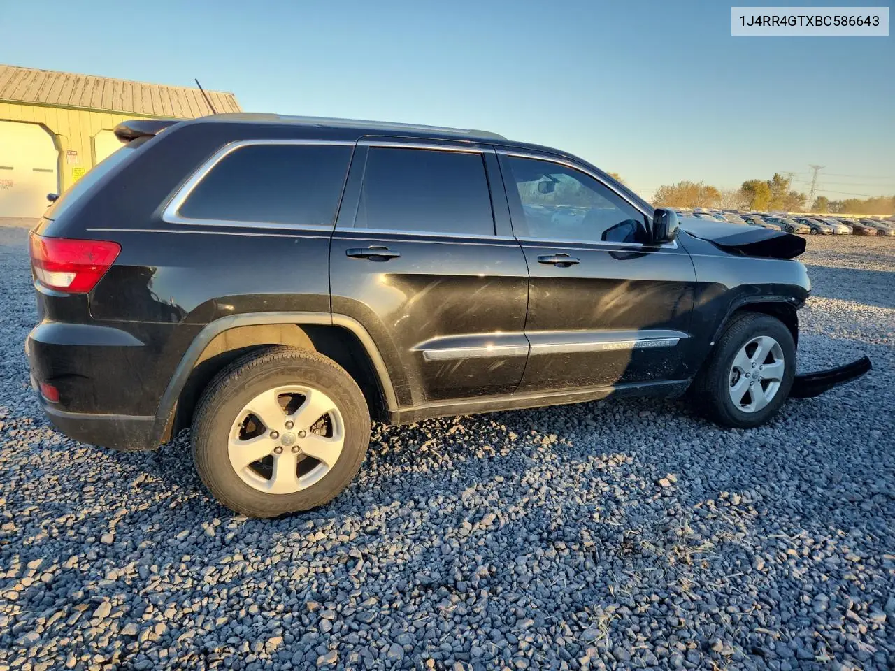 1J4RR4GTXBC586643 2011 Jeep Grand Cherokee Laredo