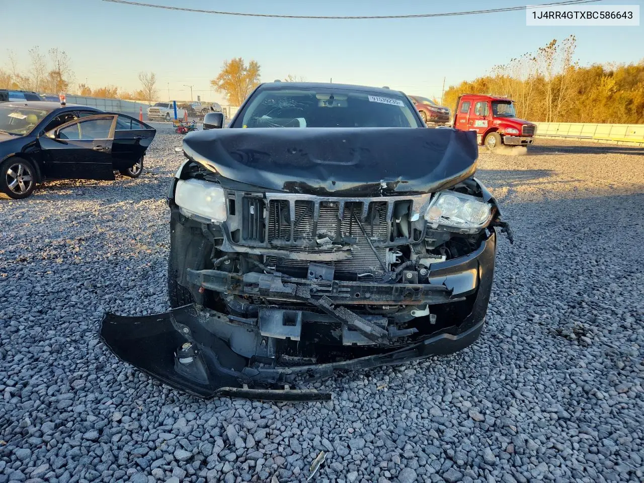 1J4RR4GTXBC586643 2011 Jeep Grand Cherokee Laredo