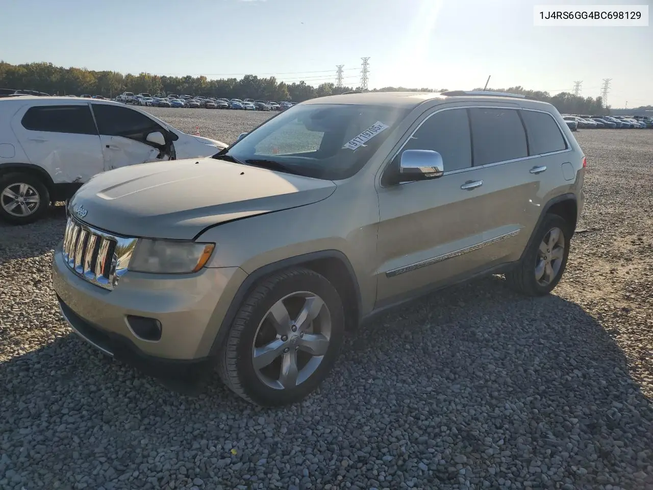 1J4RS6GG4BC698129 2011 Jeep Grand Cherokee Overland