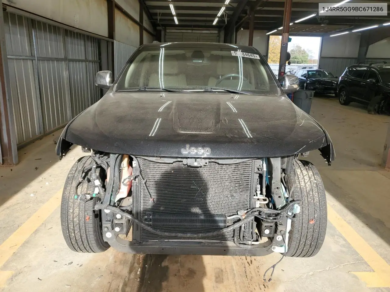 1J4RR5GG9BC671286 2011 Jeep Grand Cherokee Limited