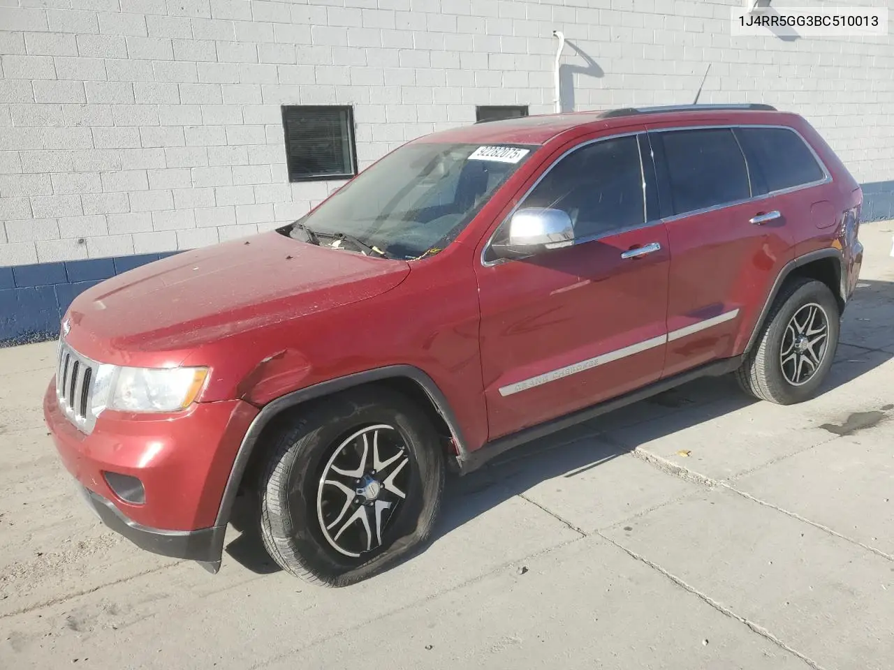 1J4RR5GG3BC510013 2011 Jeep Grand Cherokee Limited
