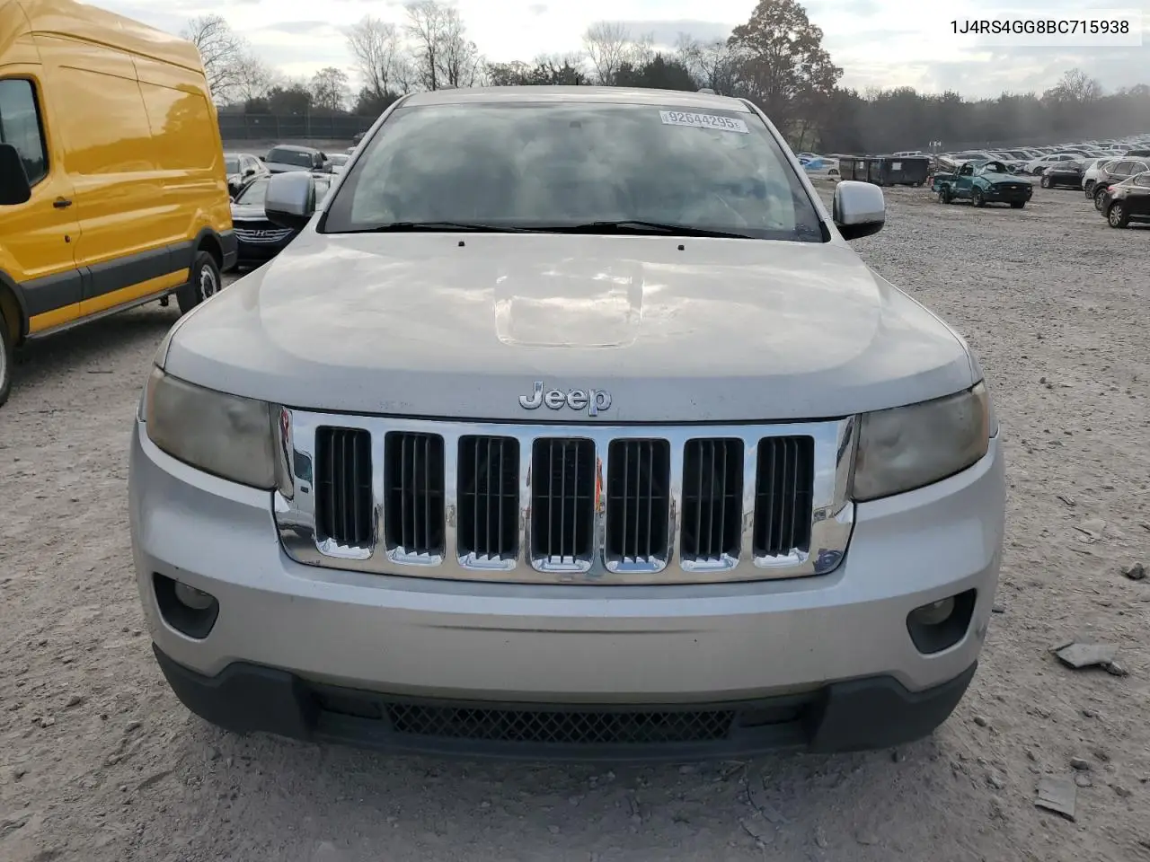 1J4RS4GG8BC715938 2011 Jeep Grand Cherokee Laredo